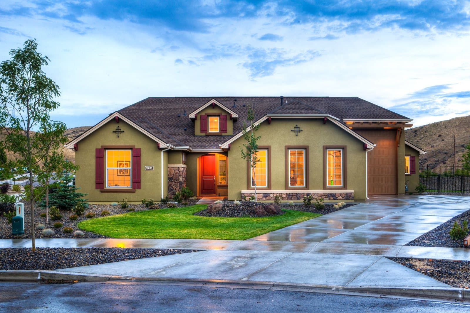 Single-story Texas ranch home